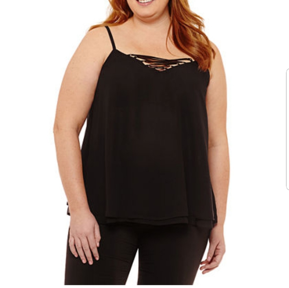 NWT Worthington front cross top